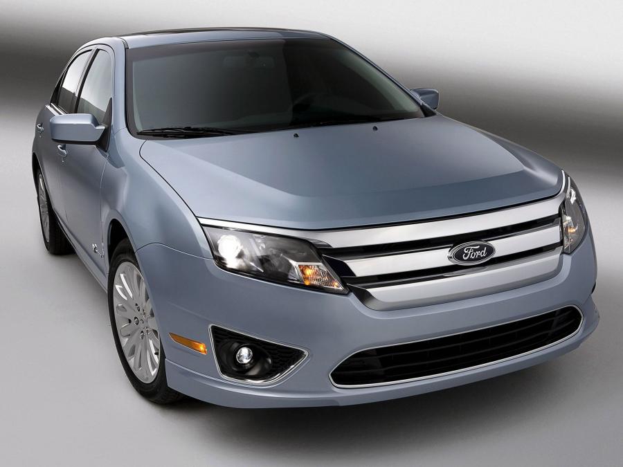  Ford Fusion Hybrid 2010 года  (US) (фото 14 из 111)